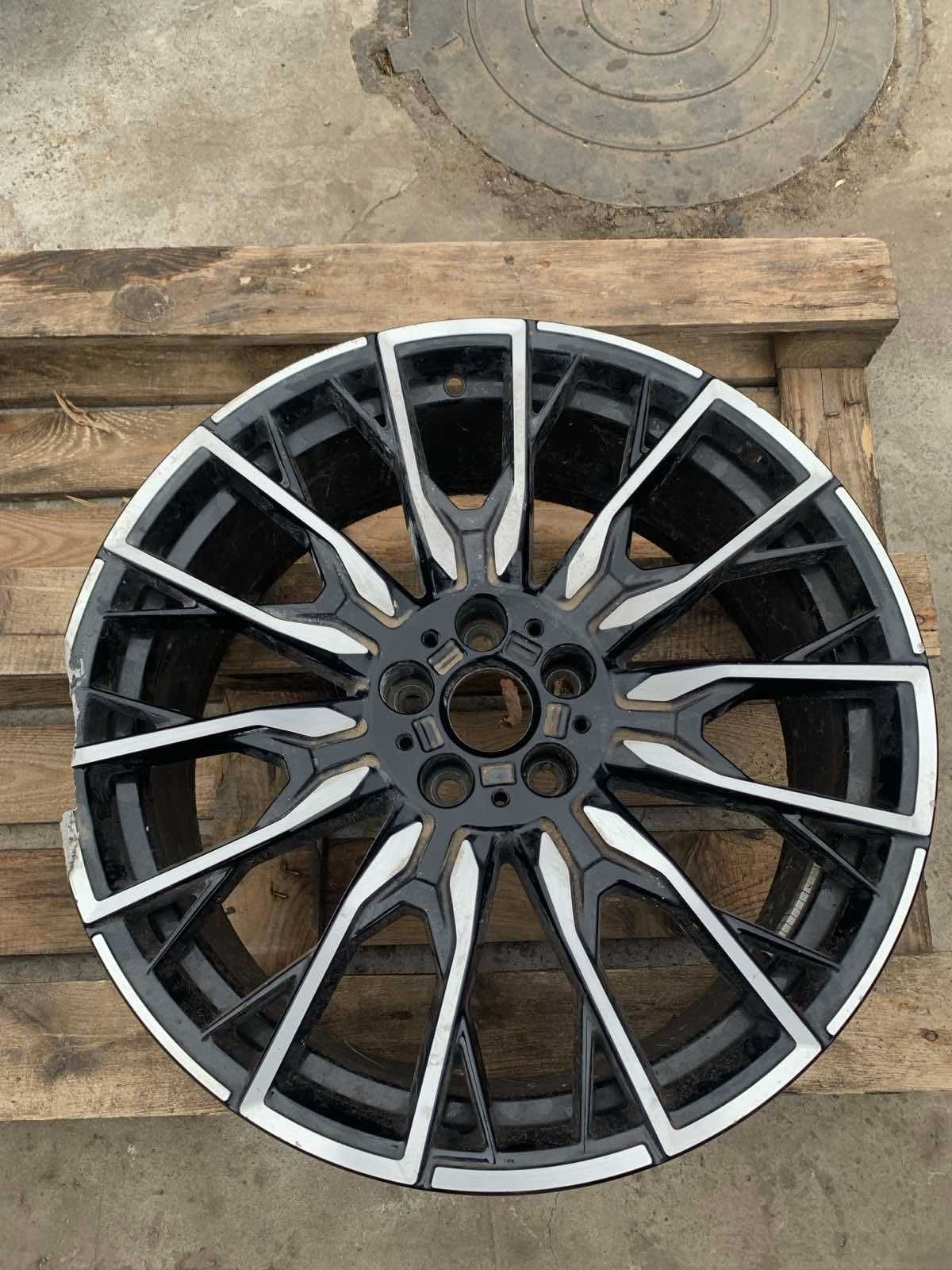 Диски BMW i4 G26 8747303, 6895933