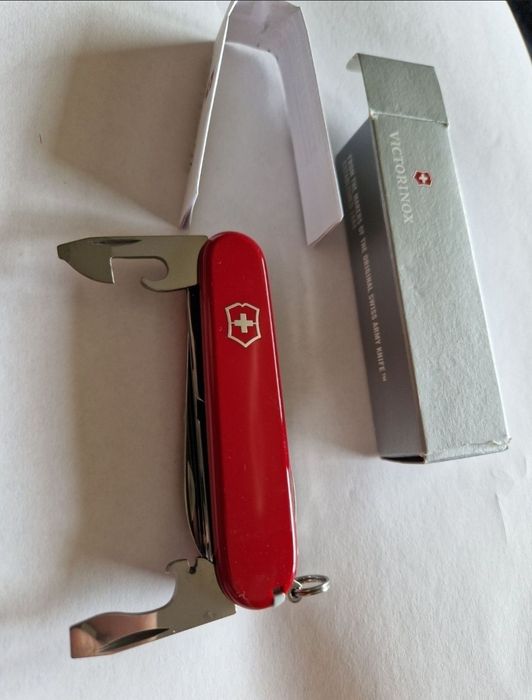 Victorinox fieldmaster red 1.4713