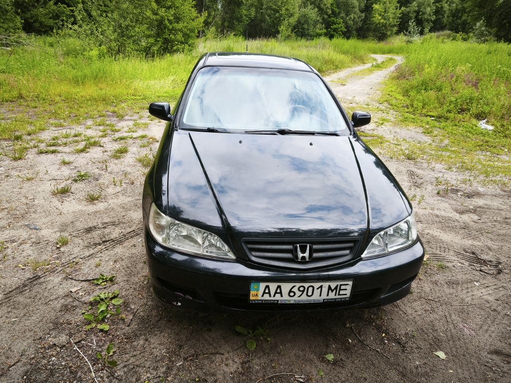 Хонда Акорд 6.  Покоління2001року. Модифікація CG8. Двигун f18b2.136кс