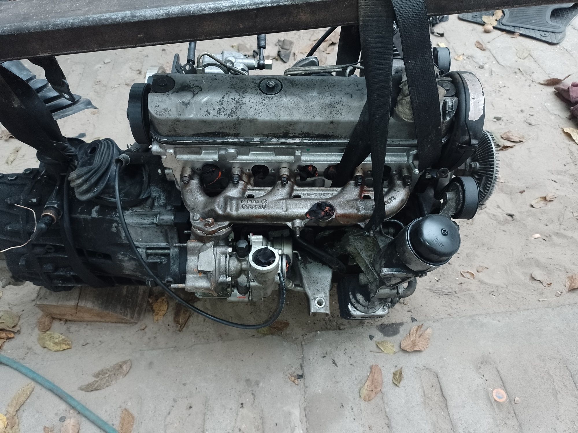 двигатель мотор двигун VW LT 28 35 46 2.5 TDI AHD 75КВ фольксваген лт