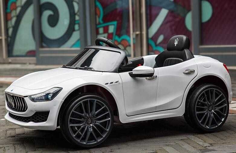 BAWIBUS.PL Auto samochód na akumulator MASERATI GHIBLI autko 4x 45W