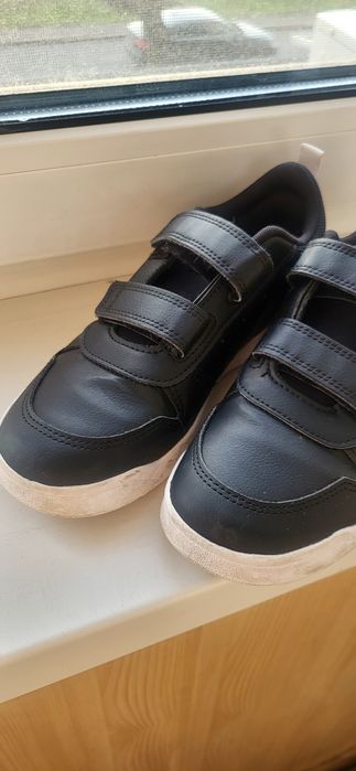 Кросівки Adidas (оригінал) 35р.