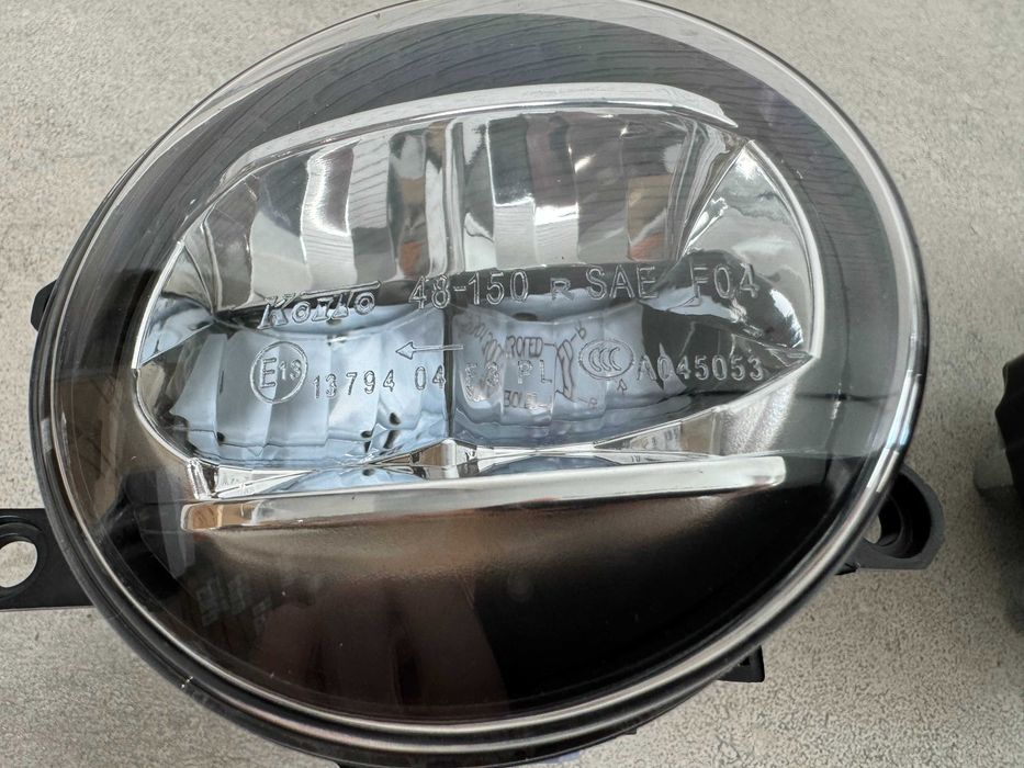 LED протитуманні фари під оригінал Toyota Lexus комплект 2шт.