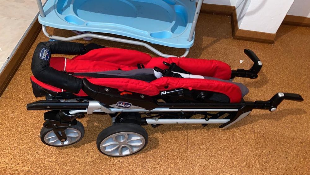 Carrinho de bebe usado  1 mes negociavel