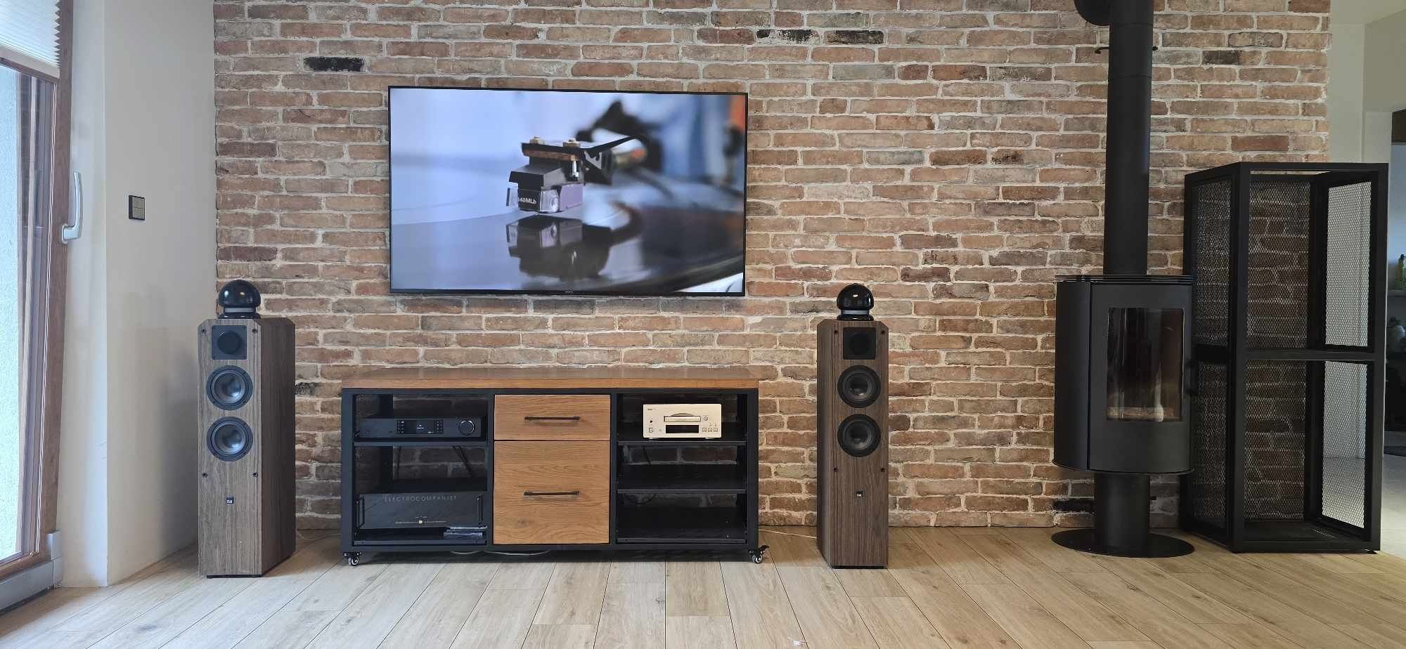 Szafka Rtv z drewno stoliki audio  HiFi na wymiar regał komoda
