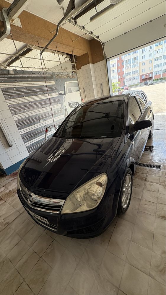 Продам Opel Astra h (2007 года)