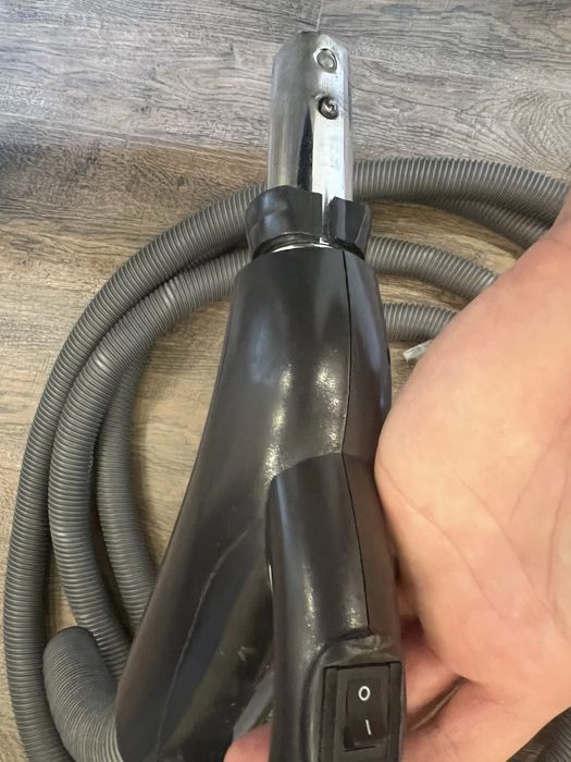 Wąż odkurzacza Beam 10m z rączką