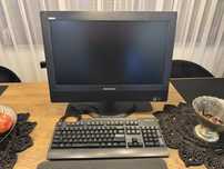 Komputer Monitor All in One Lenovo ThinkCentre M83z