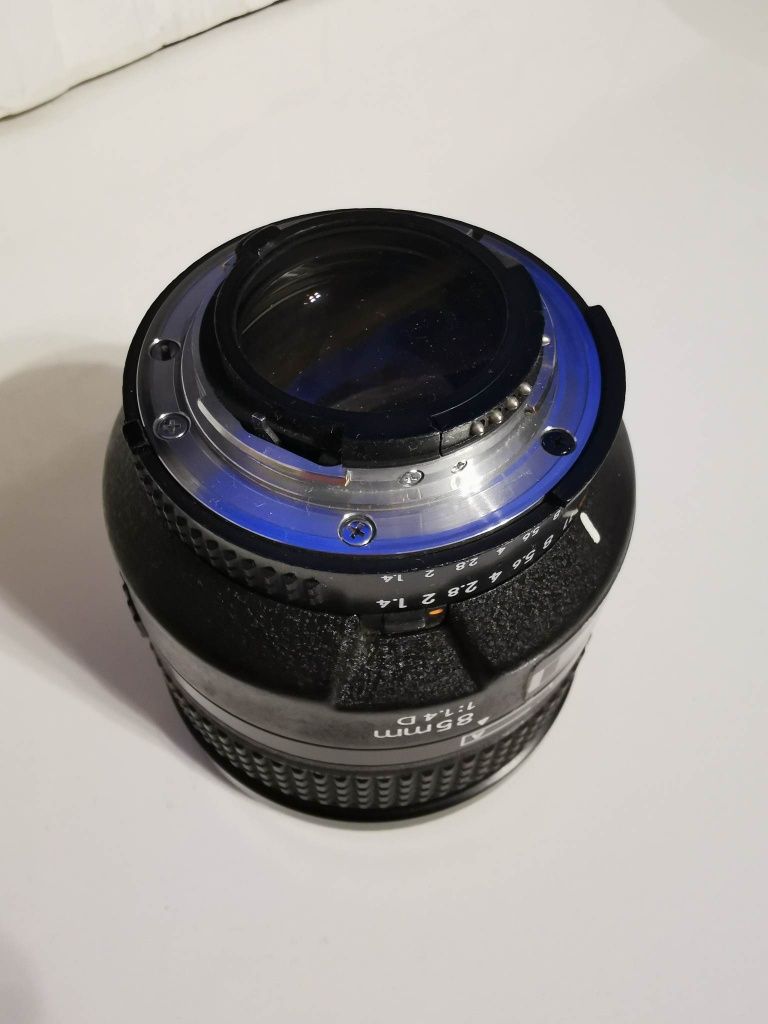 Nikkor Nikon 85 1.4D