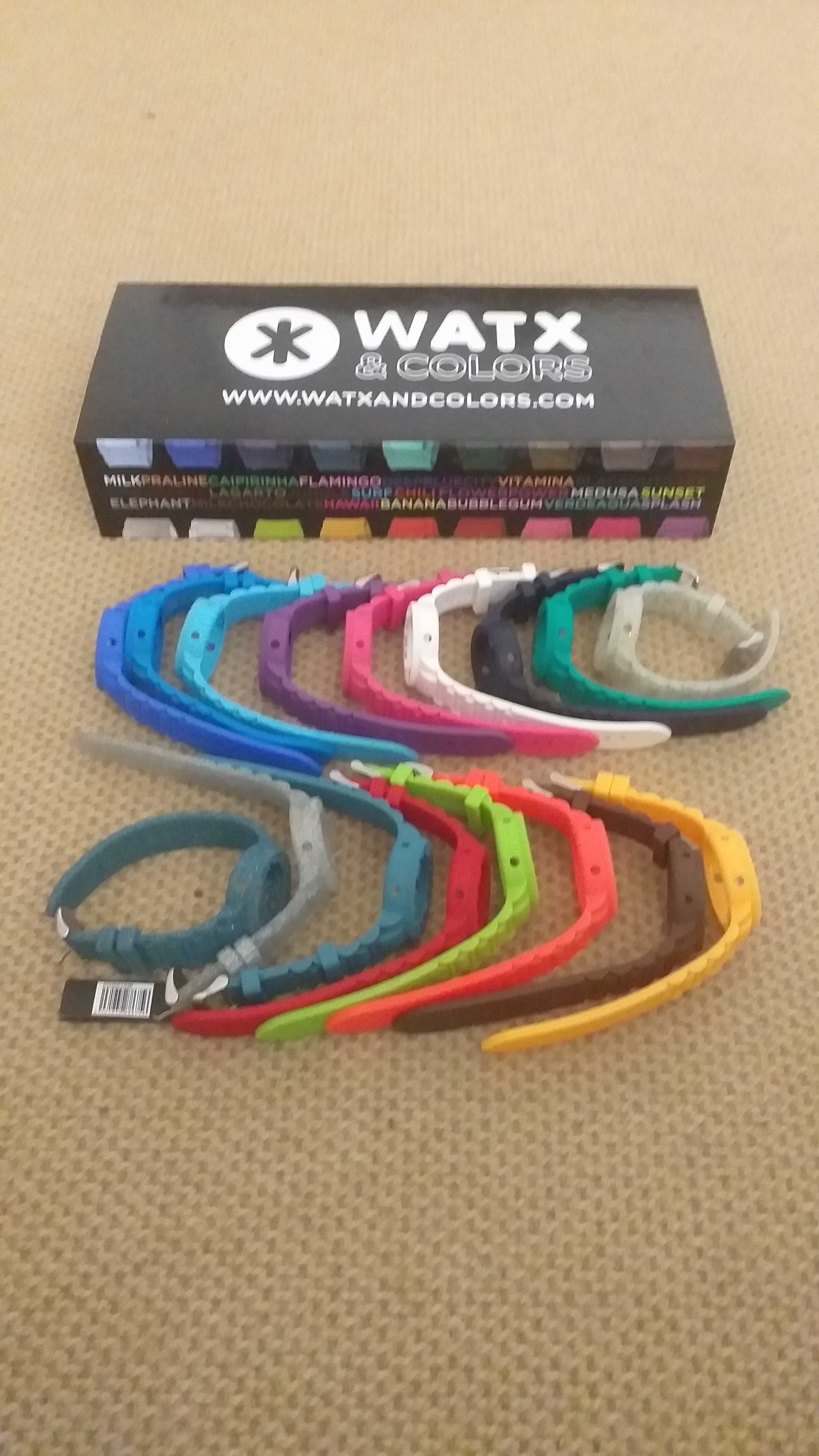 WATX & COLORS Caixa e 17 braceletes