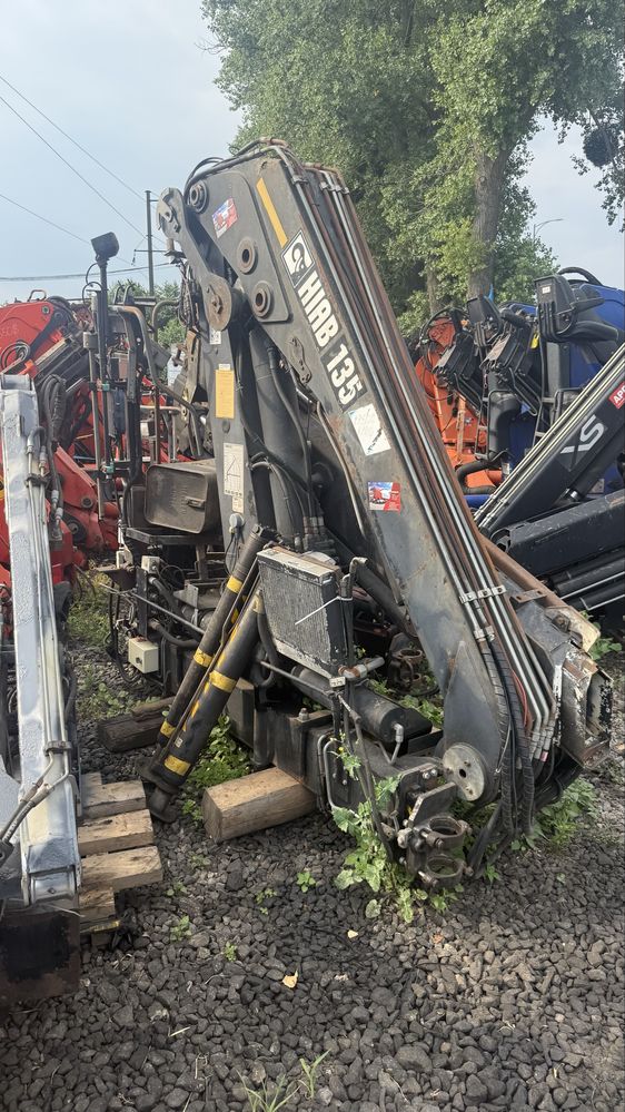 Hiab 135 кран маніпулятор