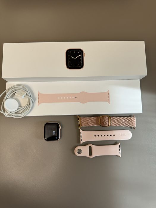 Apple Watch Series 5 (40 mm) ОРИГИНАЛ!!!