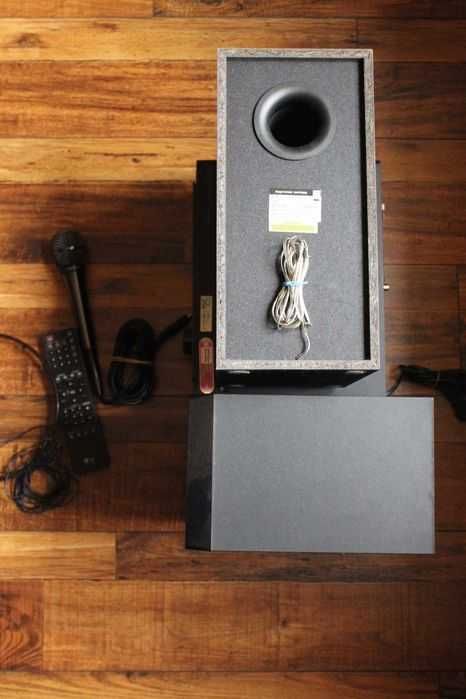 караоке hi-fi мінісистема LG MBD-K203Q радіо/video/usb/cd + диски