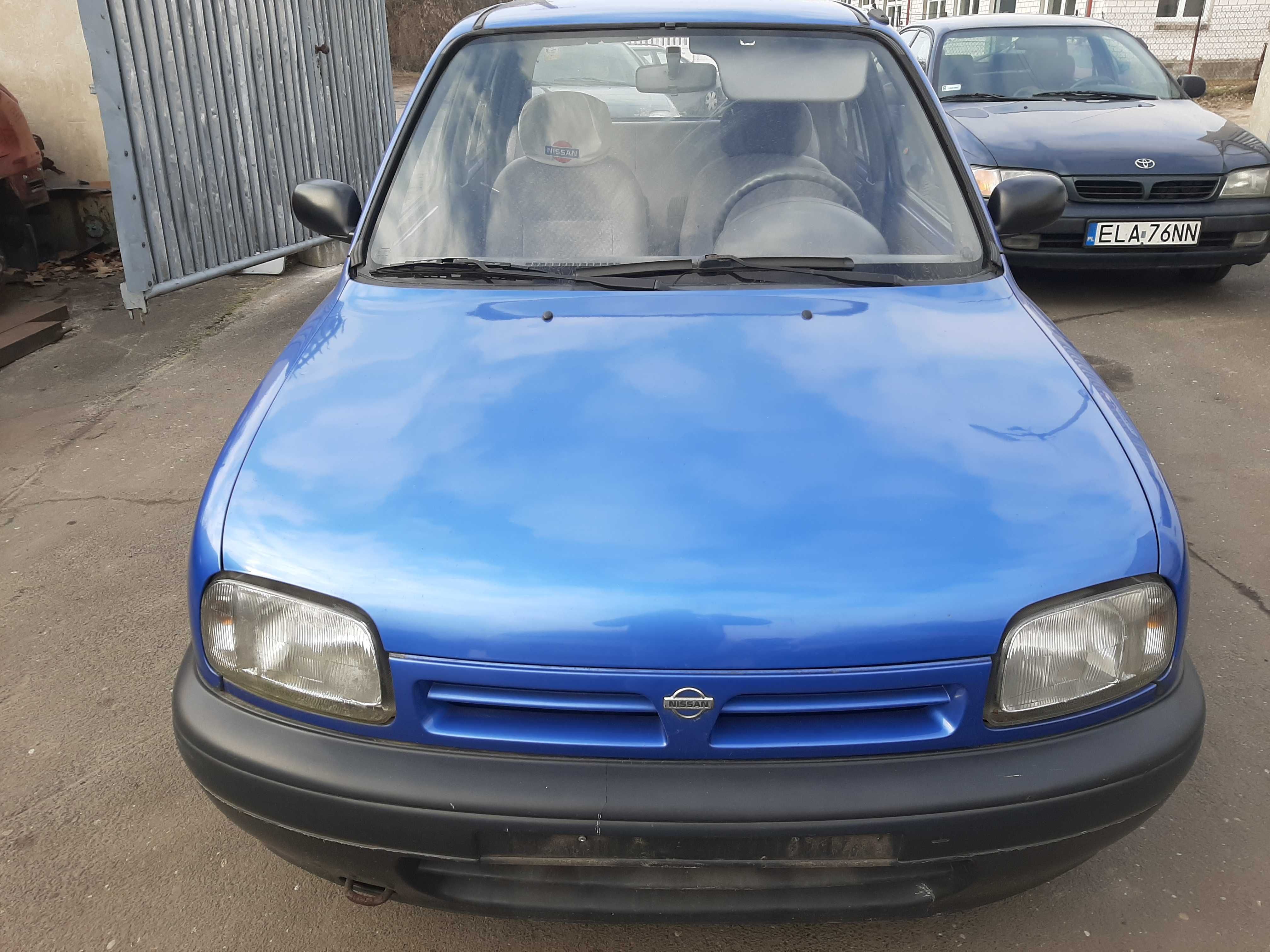 Nissan Micra K11 5D 1.0i 1995r.Szyba czołowa.