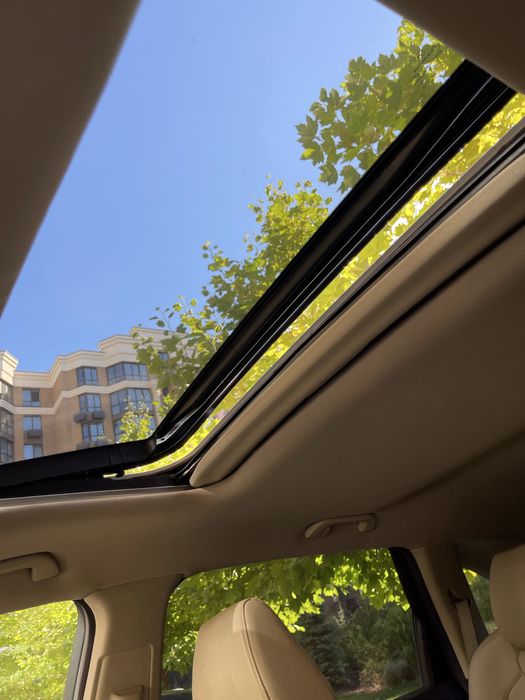 Автомобіль Acura MDX Акура