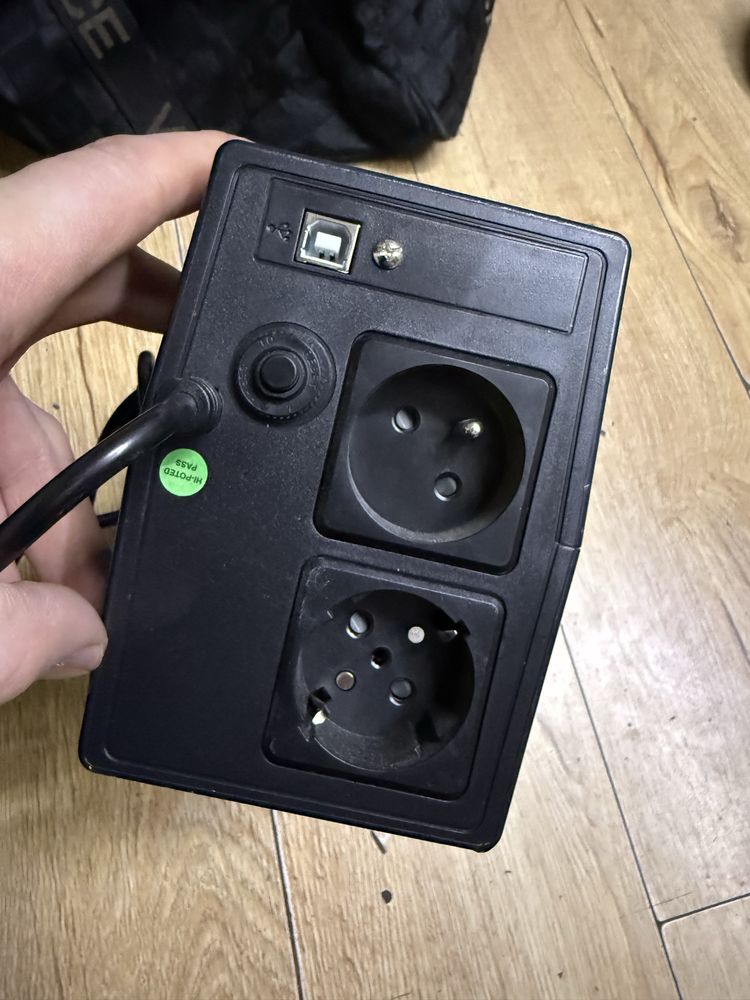 Блок бесперебойного питания Volt Polska MICRO UPS 800