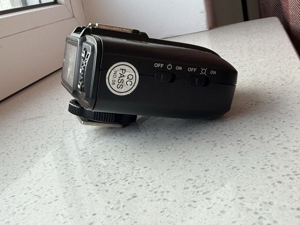 Quadralite navigator x nikon wyzwalacz