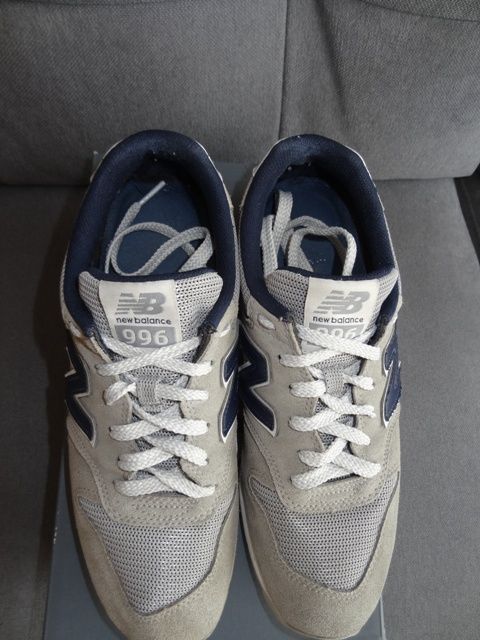 Oryginalne Sneakersy New Balance w rozmiarze 40