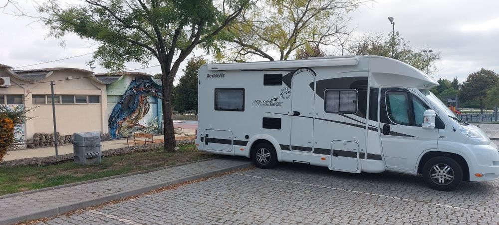 Autocaravana Dethleffs Globe4 perfilada