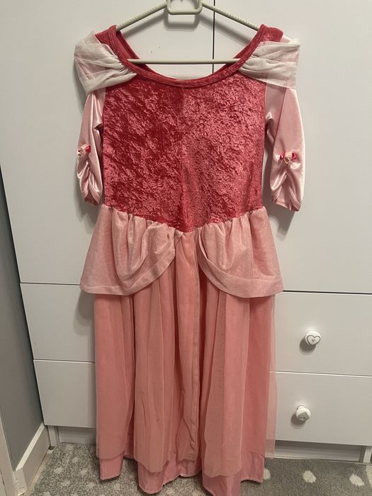 Sukienka ksiezniczki przebranie 134-140