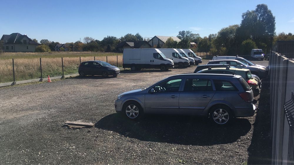 Wynajme  miejsca parkingowe plac ul.Sołtysowska