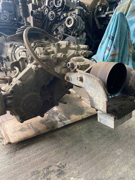 Роздатка роздавальна коробка Mitsubishi L200 Л200 96-06р