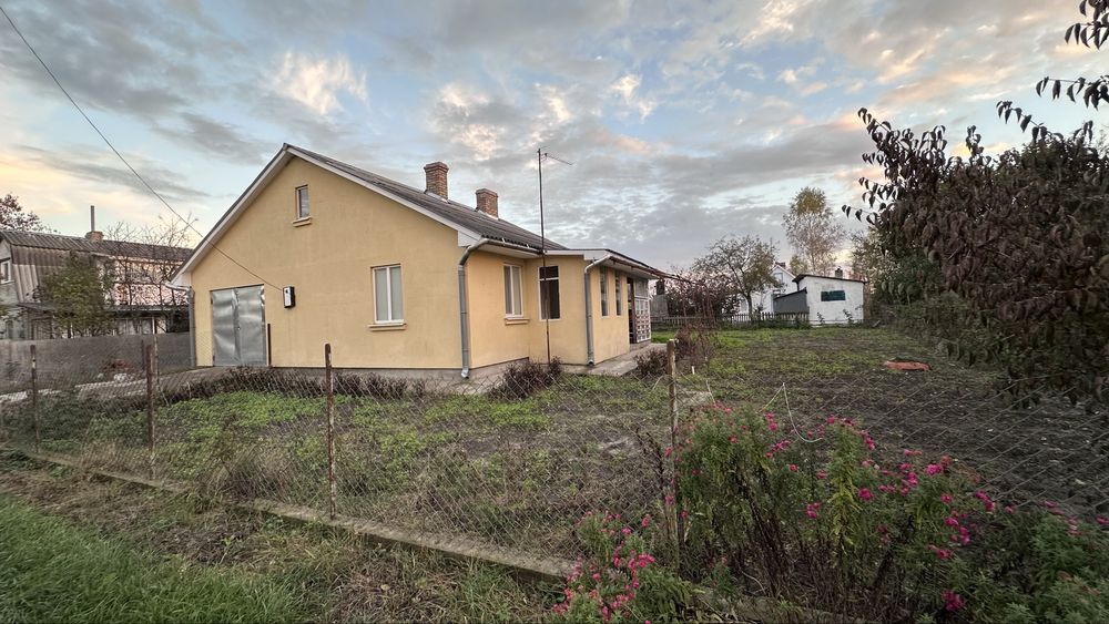 Продається дача розміром з будинок у дачному масиві «Веснянка»
