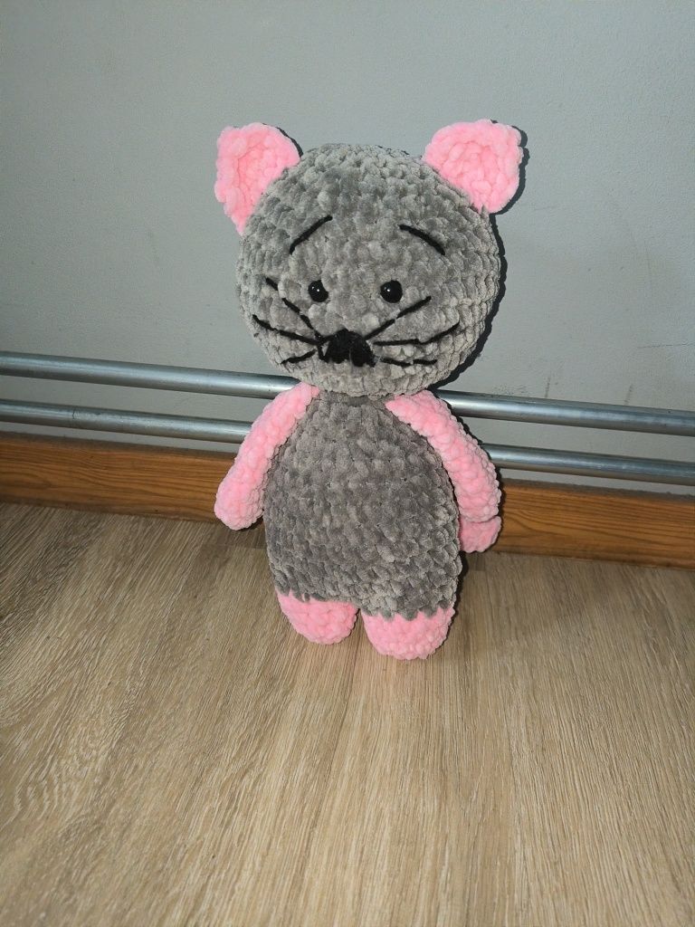 Amigurumi, pluszak robiony na szydełku, handmade, maskotka szydełkowa