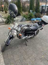 Motocykl Yamaha YBR 125 custom