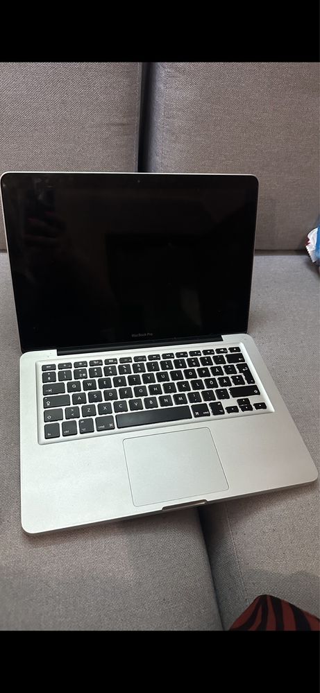 Laptop Macbook Apple - super stan - 100% sprawny