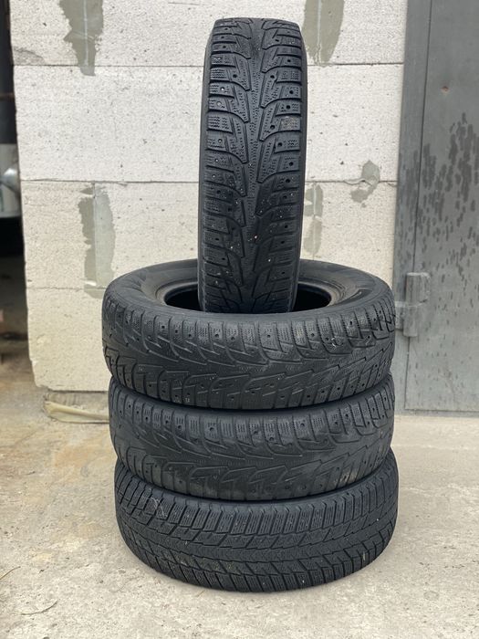 Прода комплект зимової гуми резини шини 195 70 14 r14