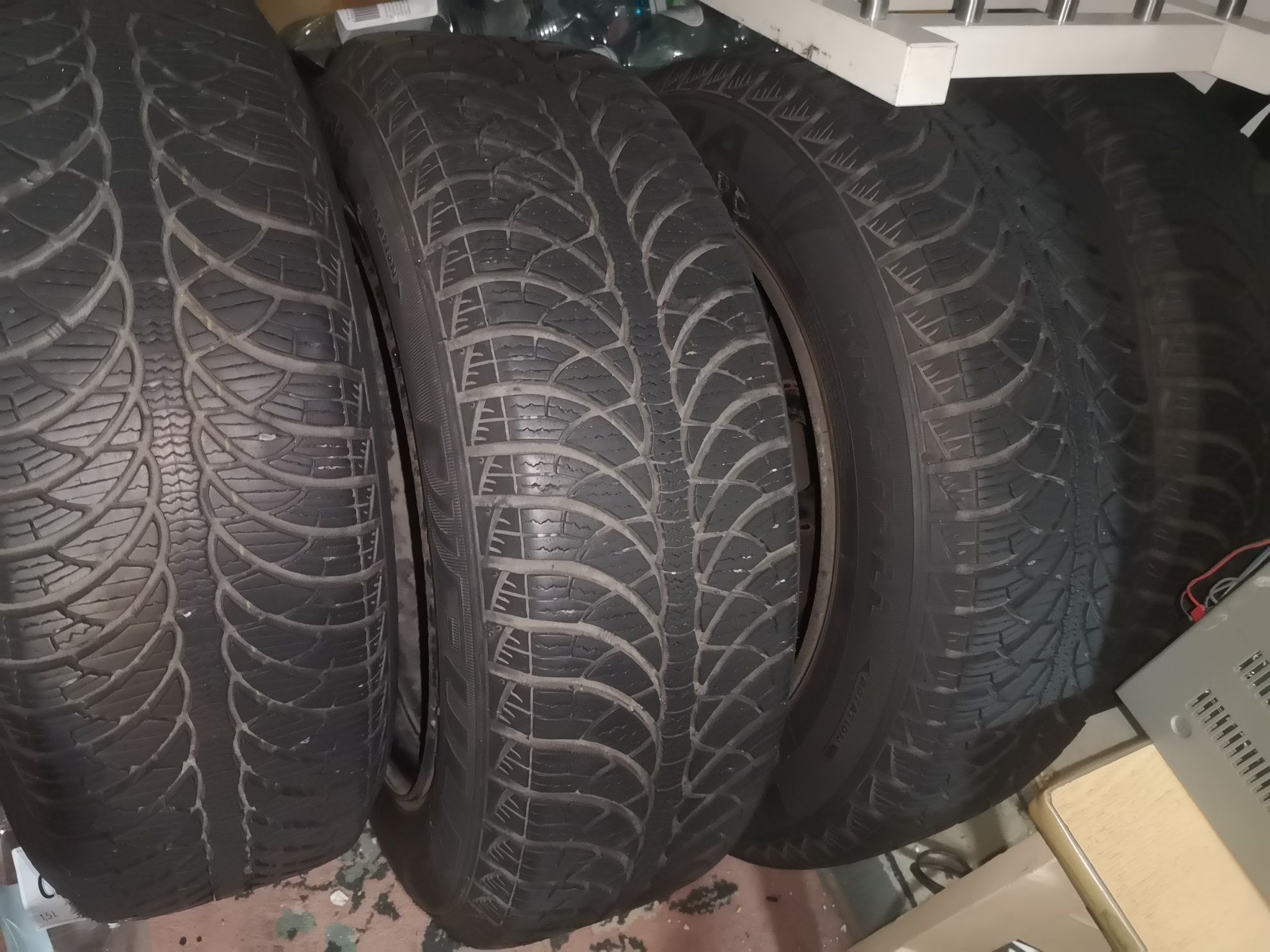 Opony zimowe  FULDA z felgami stalowymi 185/65 R15