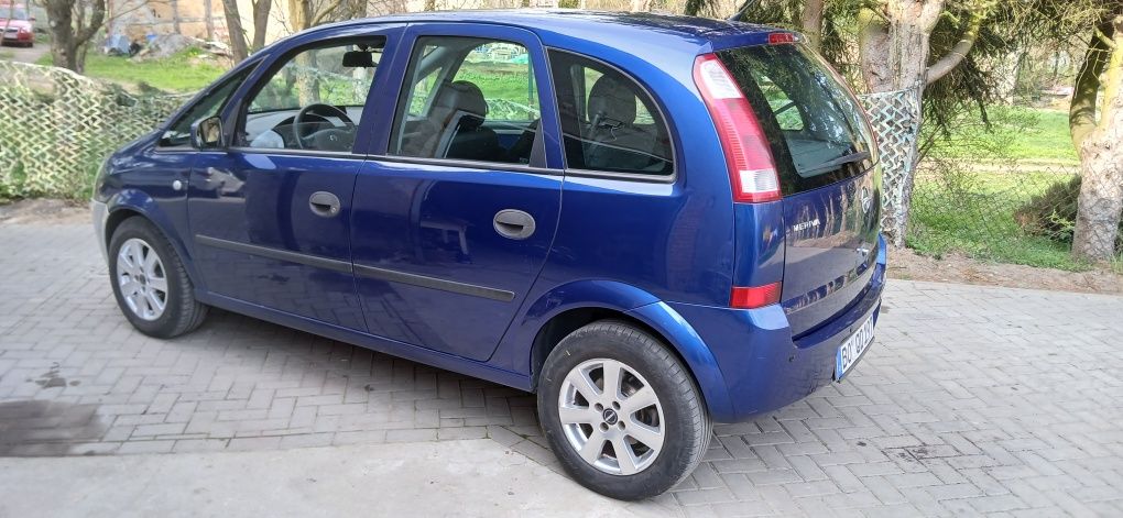 Opel Meriva 1.6 automat zarejestrowany w pl