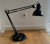 Lampa biurkowa Ikea czarna