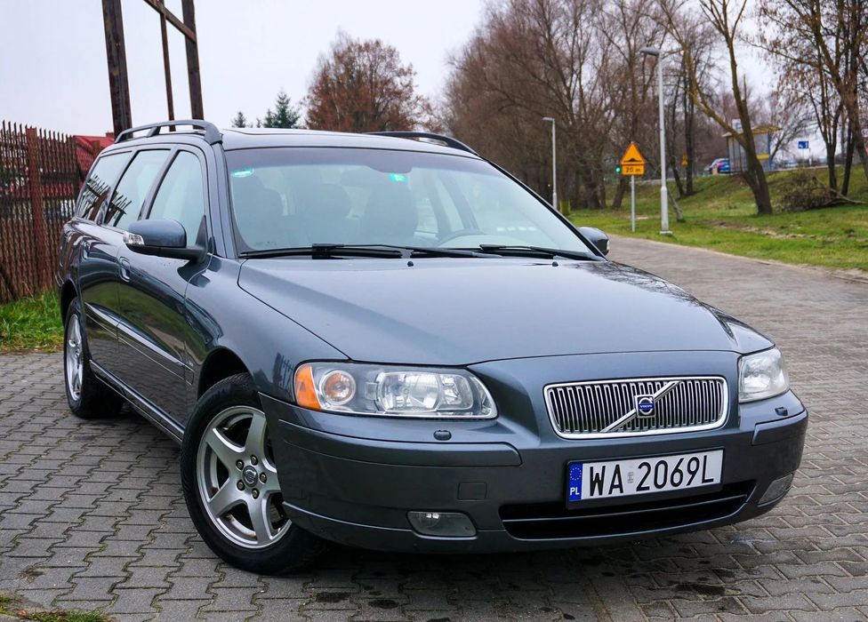Volvo V70 2,4B 170Km Serwis ASO Skóra Ksenon Szyberdach Org.Lakier 2xKoła !!!