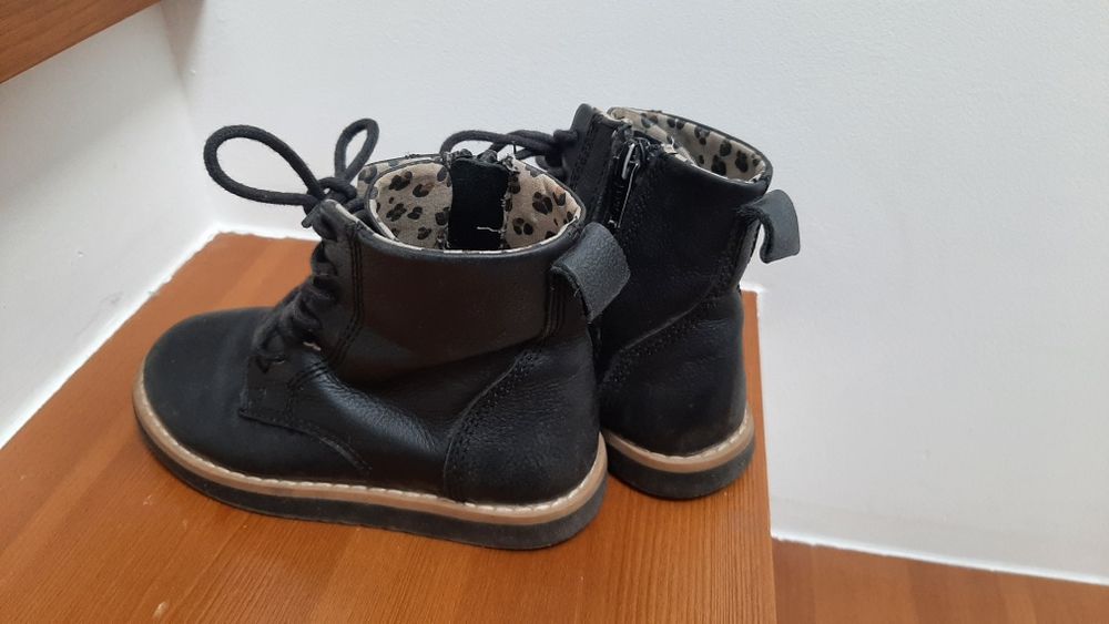 Buty botki jesienne skora H&M 26