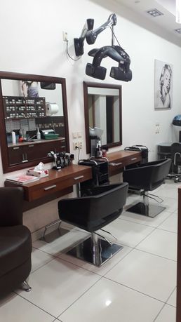 Stanowisko fryzjerskie do wynajęcia