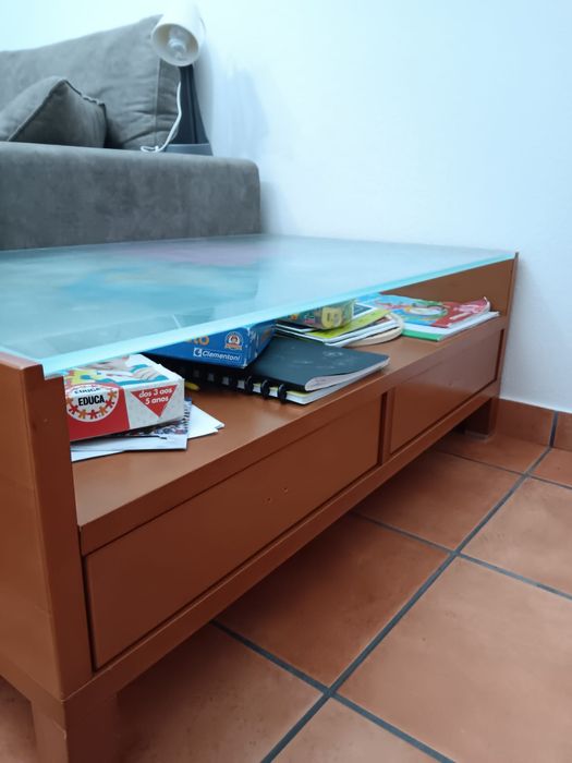 Mesa sala com tampo de vidro