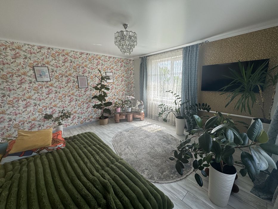 Будинок неподалік міста Шептицький