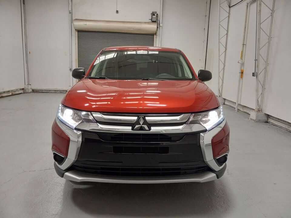 2018 Mitsubishi Outlander ES