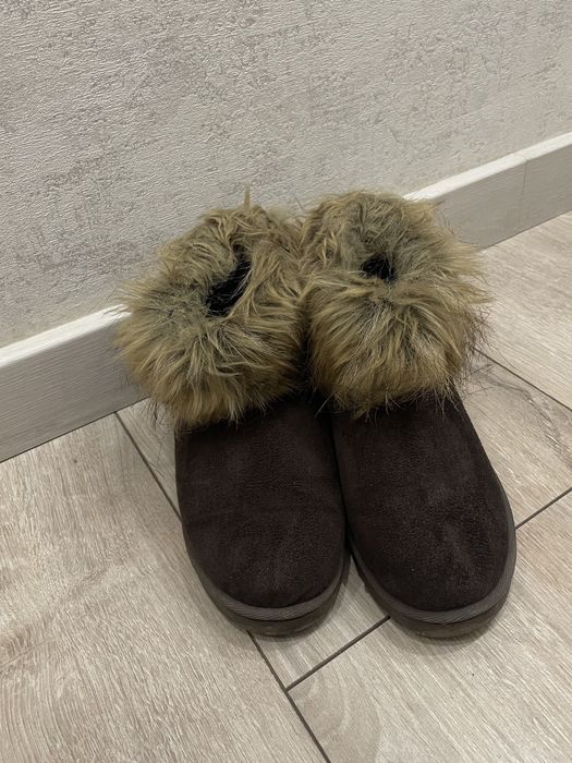 Продам угги уггі 37 розмір