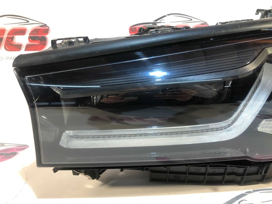 Farol Frente Otica BMW G30 G31 FULL LED LCI Esquerdo Original
