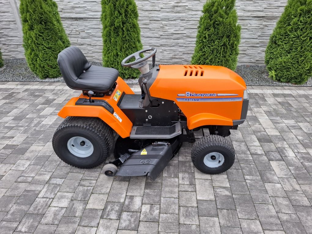 Traktorek Traktor Kosiarka HUSQVARNA YT150 Briggs&Stratton 15.5HP