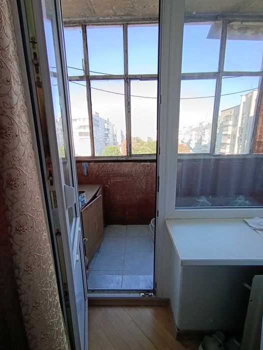 Продам 3-кімнатну квартиру на Космосі