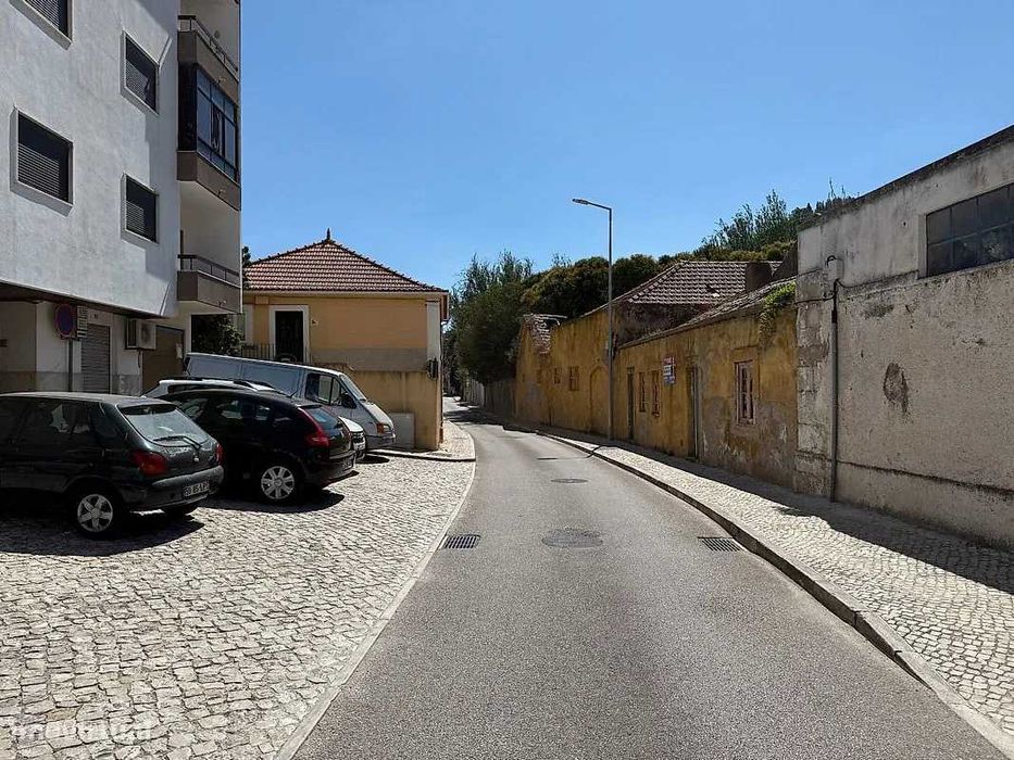Arrenda-se garagem Povos, Vila Franca de Xira