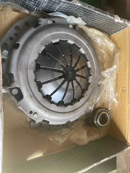 Комплект зчеплення Peugeot/Citroen