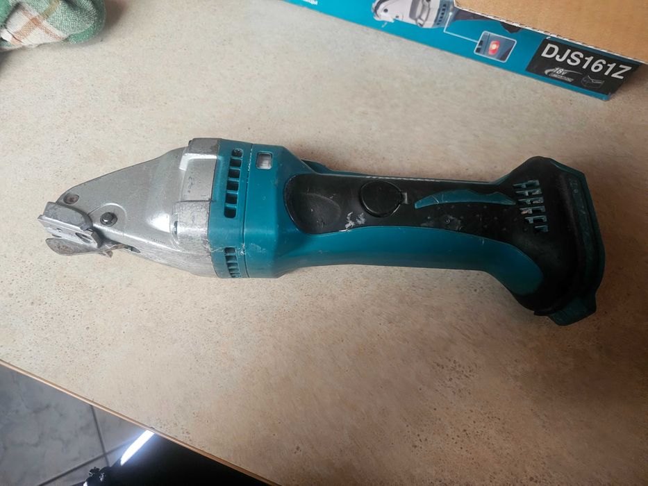 Nożyce do metalu akumulatorowe