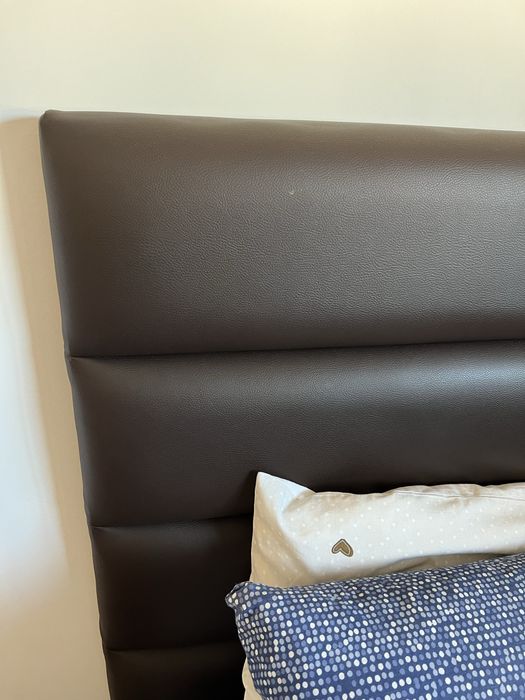 Sommier de casal com cabeceira  1,40m x 2 m