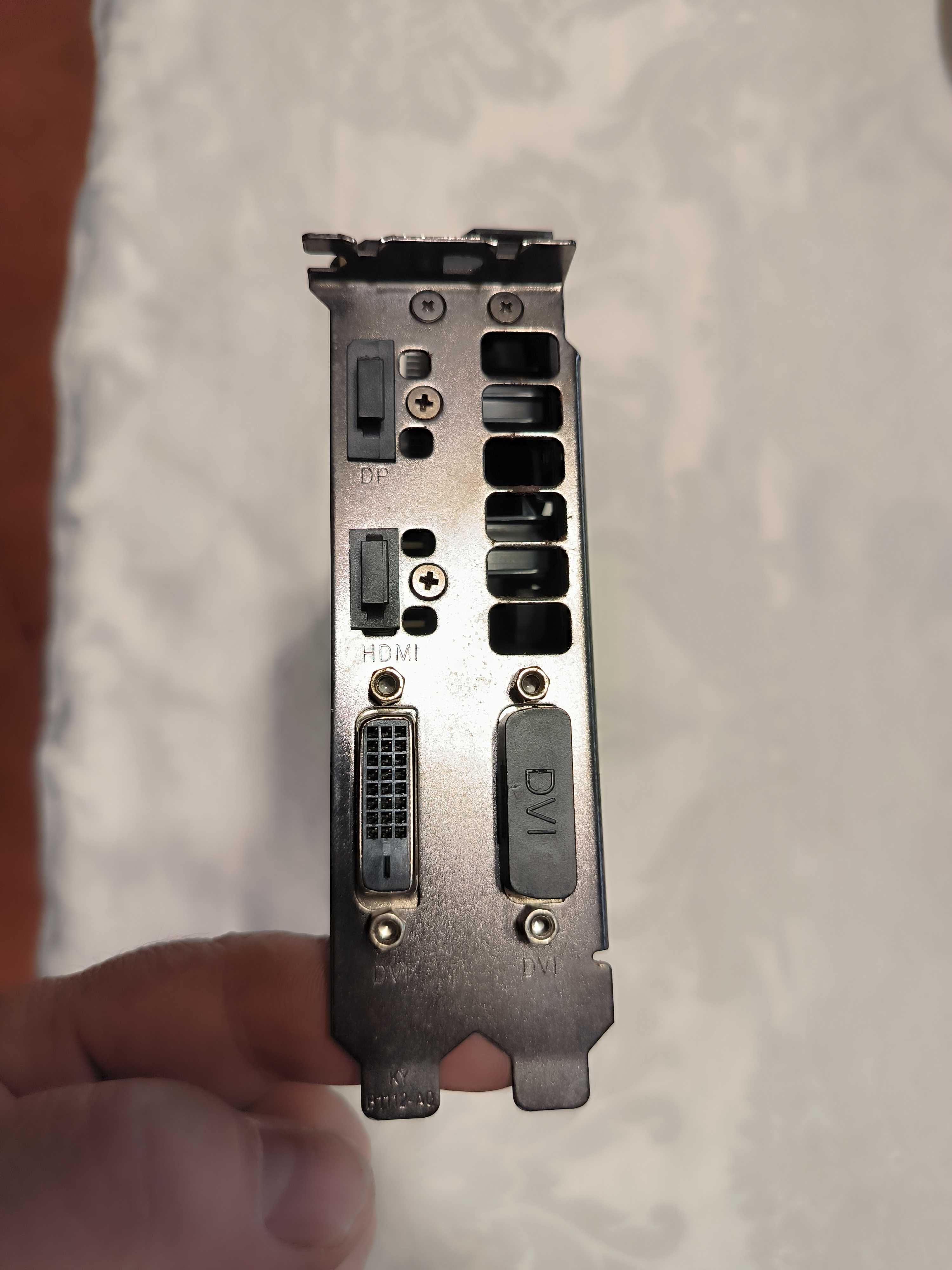 Asus Rog Strix 4Gb RX 570