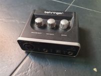 Behringer Uphoria